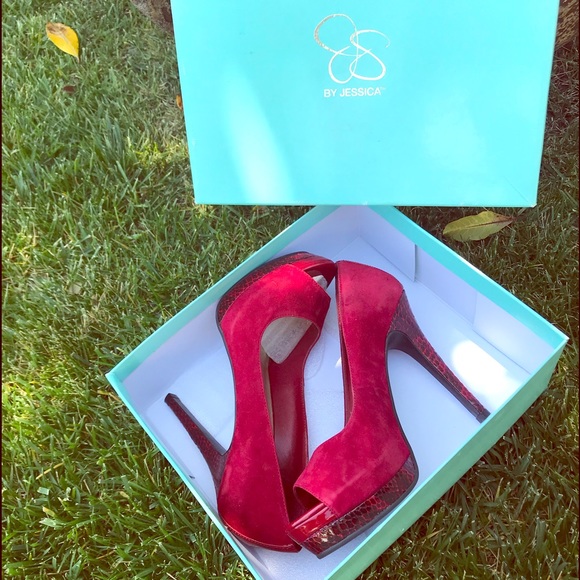 Jessica Simpson Heels - Picture 8 of 11